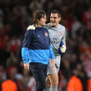 Vito Mannone and Tomas Rosicky (Arsenal) celebrate after the match Vito Mannone and Tomas Rosicky (Arsenal) celebrate after the match
