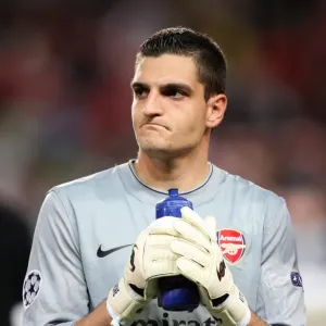 Vito Mannone's Shutout: Arsenal 2-0 Olympiacos, UEFA Champions League Group H, Emirates Stadium (September 29, 2009) Vito Mannone's Shutout: Arsenal 2-0 Olympiacos, UEFA Champions League Group H, Emirates Stadium (September 29, 2009)