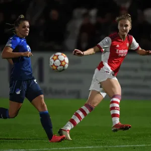 Vivianne Miedema Goes Head-to-Head with Hoffenheim in UEFA Women's Champions League Showdown Vivianne Miedema Goes Head-to-Head with Hoffenheim in UEFA Women's Champions League Showdown
