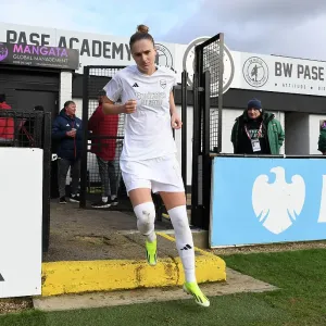 Vivianne Miedema Leads Arsenal Women Back onto the Pitch for Second Half in FA Cup Match vs. Watford Women Vivianne Miedema Leads Arsenal Women Back onto the Pitch for Second Half in FA Cup Match vs. Watford Women