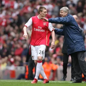 Wenger and Bendtner: A Tactical Discussion at the Emirates, 2008 (Arsenal vs Liverpool)