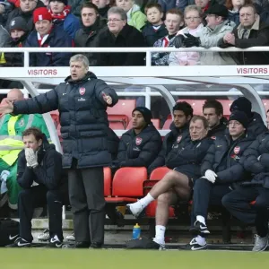 Wenger Leads Arsenal to Victory: 1-2 Over Stoke City, 2008