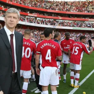Wenger's Victory: Arsenal's Thrilling 4-1 Triumph Over Stoke City, 2009