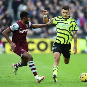 West Ham United v Arsenal FC - Premier League