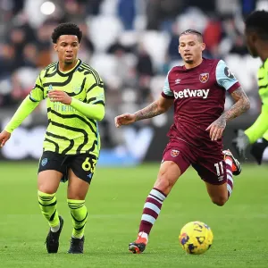 West Ham United v Arsenal FC - Premier League