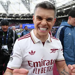 West Ham United v Arsenal - Premier League West Ham United v Arsenal - Premier League