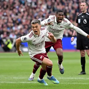 West Ham United v Arsenal - Premier League West Ham United v Arsenal - Premier League