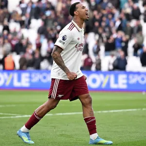 West Ham United v Arsenal - Premier League West Ham United v Arsenal - Premier League