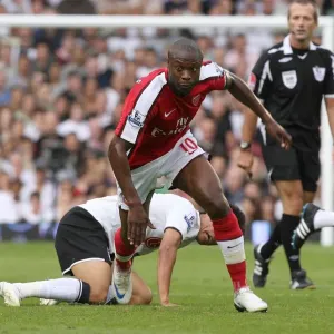 William Gallas (Arsenal) Seol Ki-Hyeon (Fulham) William Gallas (Arsenal) Seol Ki-Hyeon (Fulham)