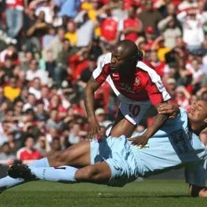 William Gallas (Arsenal) Vincent Kompany (Man City) William Gallas (Arsenal) Vincent Kompany (Man City)