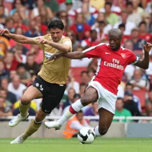 William Gallas (Arsenal) Vincenzo Iaquinta (Juve) William Gallas (Arsenal) Vincenzo Iaquinta (Juve)