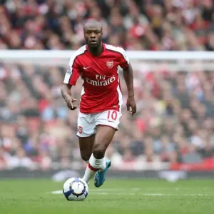 William Gallas Celebrates Arsenal's 3:1 Win Over Birmingham City in the Barclays Premier League, Emirates Stadium, 17/10/09 William Gallas Celebrates Arsenal's 3:1 Win Over Birmingham City in the Barclays Premier League, Emirates Stadium, 17/10/09
