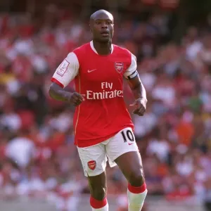 William Gallas Leads Arsenal to 2:1 Victory over Paris Saint-Germain in Emirates Cup Opener