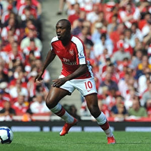 William Gallas Leads Arsenal to 4:1 Victory over Portsmouth in Barclays Premier League at Emirates Stadium, 2009