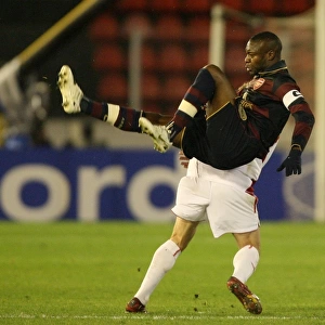 William Gallas Unyielding Performance: Arsenal Holds Slavia Prague in UEFA Champions League Stalemate, 2007