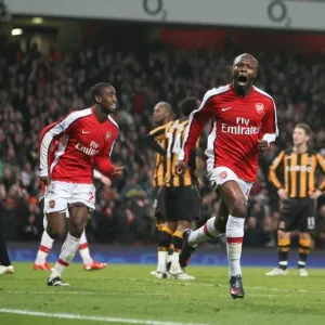William Gallas's Thrilling Goal: Arsenal Takes the Lead 2-1 over Hull City, FA Cup Sixth Round William Gallas's Thrilling Goal: Arsenal Takes the Lead 2-1 over Hull City, FA Cup Sixth Round