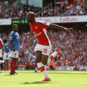 William Gallas's Triumphant Goal: Arsenal's 4-1 Victory Over Portsmouth in the Barclays Premier League