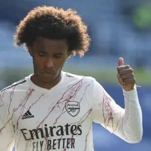 Willian in Action: Premier League Showdown between Leicester City and Arsenal (2020-21) Willian in Action: Premier League Showdown between Leicester City and Arsenal (2020-21)