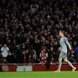 Wojciech szczesny (Arsenal) leaves the pitch having been sent off. Arsenal 0: 2 Bayern Munich