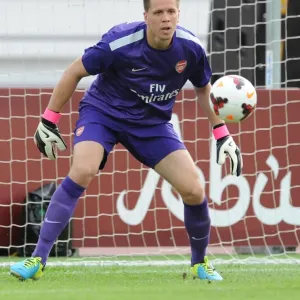 Wojciech Szczesny: Arsenal's Defiant Goalkeeper vs. Manchester City (2013-14 Pre-Season) Wojciech Szczesny: Arsenal's Defiant Goalkeeper vs. Manchester City (2013-14 Pre-Season)