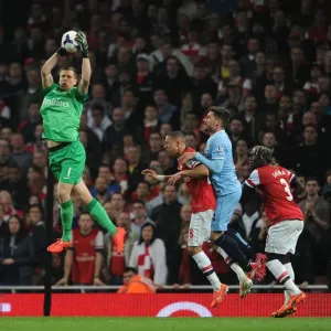 Wojciech Szczesny: Arsenal's Wall Against Manchester City (2013/14)