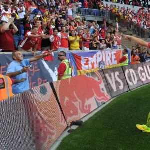 Wojciech Szczesny Gifts Gloves to Fan Print
