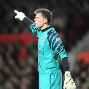 Wojciech Szczesny's Heroic Performance: Arsenal's 1-0 Victory over Manchester United, 2010-11 Premier League