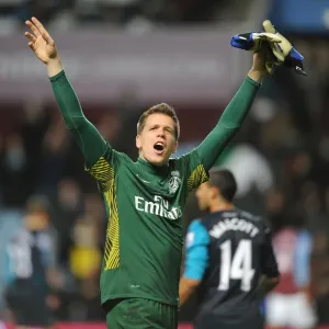 Wojciech Szczesny's Victory Celebration: Aston Villa vs. Arsenal, Premier League 2011-12
