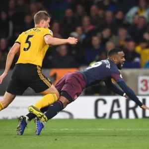 Wolverhampton Wanderers vs. Arsenal: Lacazette Fouls Marred Premier League Clash (2018-19) Wolverhampton Wanderers vs. Arsenal: Lacazette Fouls Marred Premier League Clash (2018-19)