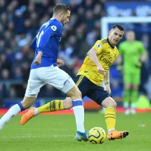 Xhaka Clashes with Sigurdsson: Everton vs. Arsenal, Premier League 2019-20