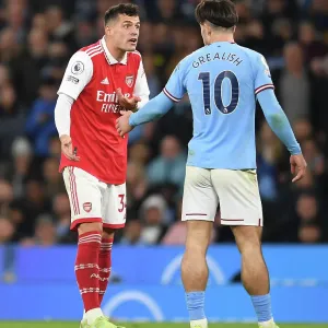 Xhaka and Grealish: A Moment of Sportsmanship Amidst Manchester City vs. Arsenal Rivalry (2022-23) Xhaka and Grealish: A Moment of Sportsmanship Amidst Manchester City vs. Arsenal Rivalry (2022-23)
