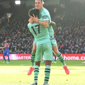 Xhaka and Iwobi Celebrate Arsenal's Second Goal vs Crystal Palace (2018-19)