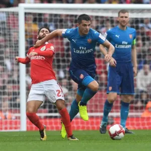 Xhaka Outmaneuvers Cervi: Arsenal vs. Benfica, Emirates Cup 2017-18 Xhaka Outmaneuvers Cervi: Arsenal vs. Benfica, Emirates Cup 2017-18