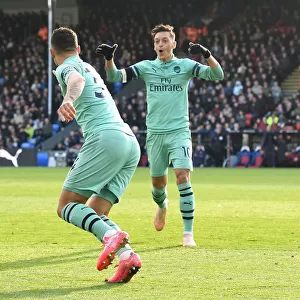 Xhaka and Ozil Celebrate First Goal: Crystal Palace vs. Arsenal, 2018-19 Premier League