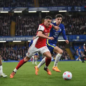 Xhaka vs. Alonso & Havertz: Battle at Stamford Bridge - Premier League Showdown between Chelsea and Arsenal (2021-22)