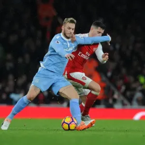 Xhaka vs Arnautovic: Battle for the Ball at Arsenal vs Stoke City (2016-17)