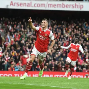 Xhaka's Stunner: Arsenal's Thrilling 4-Goal Rout of Leeds Xhaka's Stunner: Arsenal's Thrilling 4-Goal Rout of Leeds