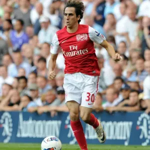 Yossi Benayoun (Arsenal). Tottenham Hotspur 2: 1 Arsenal. Barclays Premier League Yossi Benayoun (Arsenal). Tottenham Hotspur 2: 1 Arsenal. Barclays Premier League
