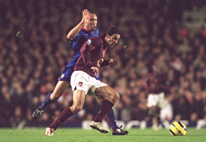 0-0 Battle: Pires vs. Silvestre - Arsenal vs. Manchester United, FA Premiership, Highbury, London, 2006
