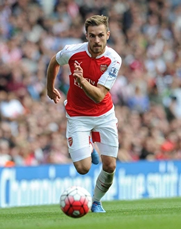 Arsenal V Stoke City 2015-16 Prints: Aaron Ramsey in Action: Arsenal vs. Stoke City (2015-16)