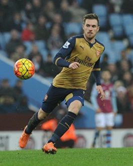 Aaron Ramsey in Action: Arsenal vs. Aston Villa, Premier League 2015-16