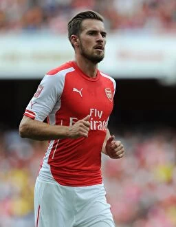 Arsenal v Benfica 2014-15 Collection: Aaron Ramsey in Action: Arsenal vs Benfica, Emirates Cup 2014