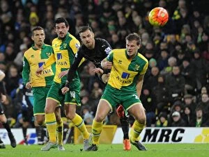 Norwich City v Arsenal 2015-16 Collection: Aaron Ramsey (Arsenal) Gary O Neil, Graham Dorrans and Ryan Bennett (Norwich)