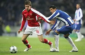 FC Porto v Arsenal 2008-9 Collection: Aaron Ramsey (Arsenal) Lucho (FC Porto)