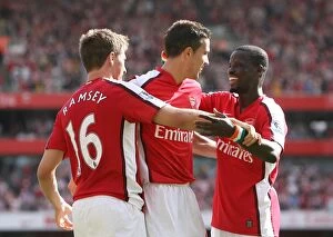 Images Dated 22nd August 2009: Aaron Ramsey celebrates scoring Arsenals 4th goal