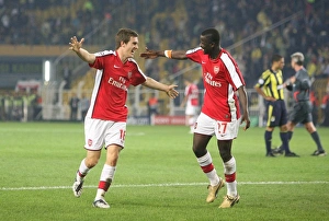 Aaron Ramsey celebrates scoring Arsenals 5th goal