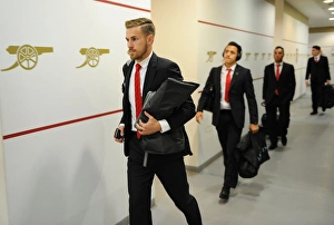 Aaron Ramsey Prepares for Arsenal vs. Sunderland (2014-15)