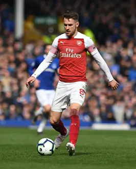 Aaron Ramsey vs. Gylfi Sigurdsson: Intense Battle at Goodison Park - Everton vs. Arsenal, Premier League 2018-19