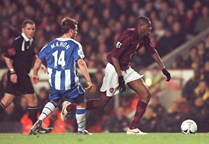 Abou Diaby (Arsenal) Alan Mahon (Wigan). Arsenal 2:1 Wigan Athletic Abou Diaby (Arsenal) Alan Mahon (Wigan). Arsenal 2:1 Wigan Athletic