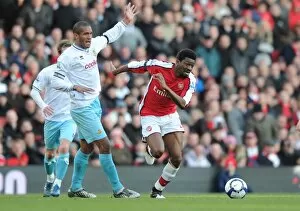 Abou Diaby (Arsenal) Clarke Carlisle (Burnley). Arsenal 3: 1 Burnley, Barclays Premier League